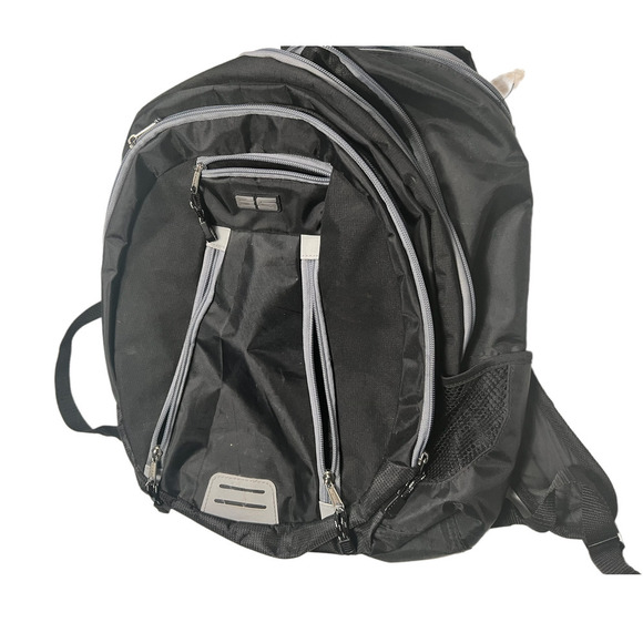 East Sport - Hiking Backpack - Picture 2 of 11